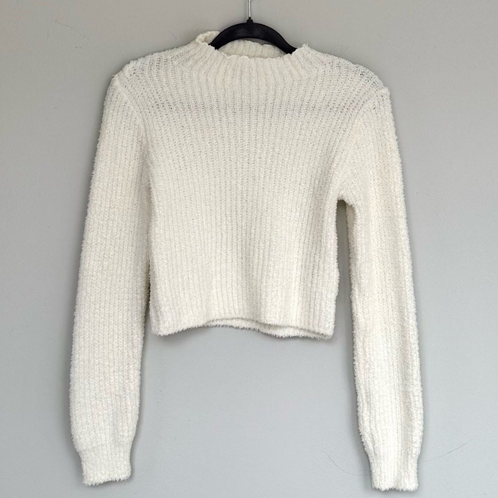 Zara long sleeve super soft mock neck cropped sweater